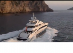 billionaire-yachting